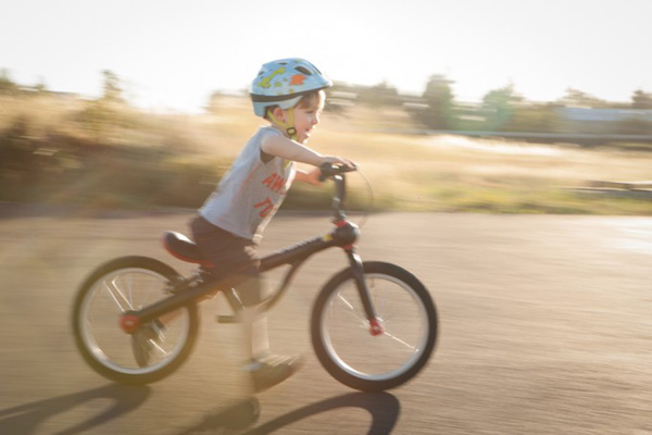 Kundo Spain SmartTrail 12 Convertible Balance Pedal Bike Member price HK 2052 deBebe Shop Mommy Baby Kiddy Educational Products http www bebe .hk